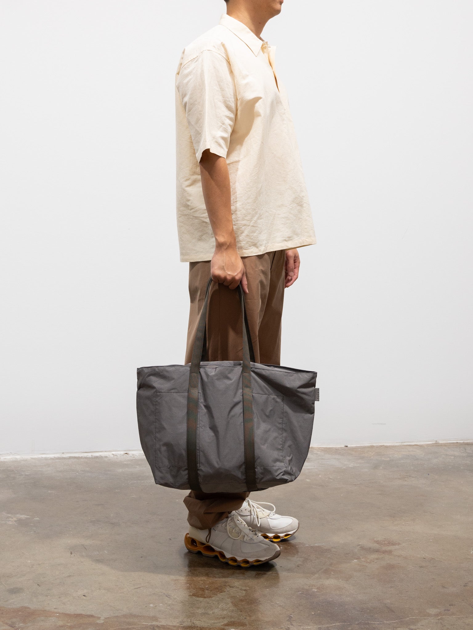 Namu Shop - Amiacalva Medium Split Yarn Tote - Gray