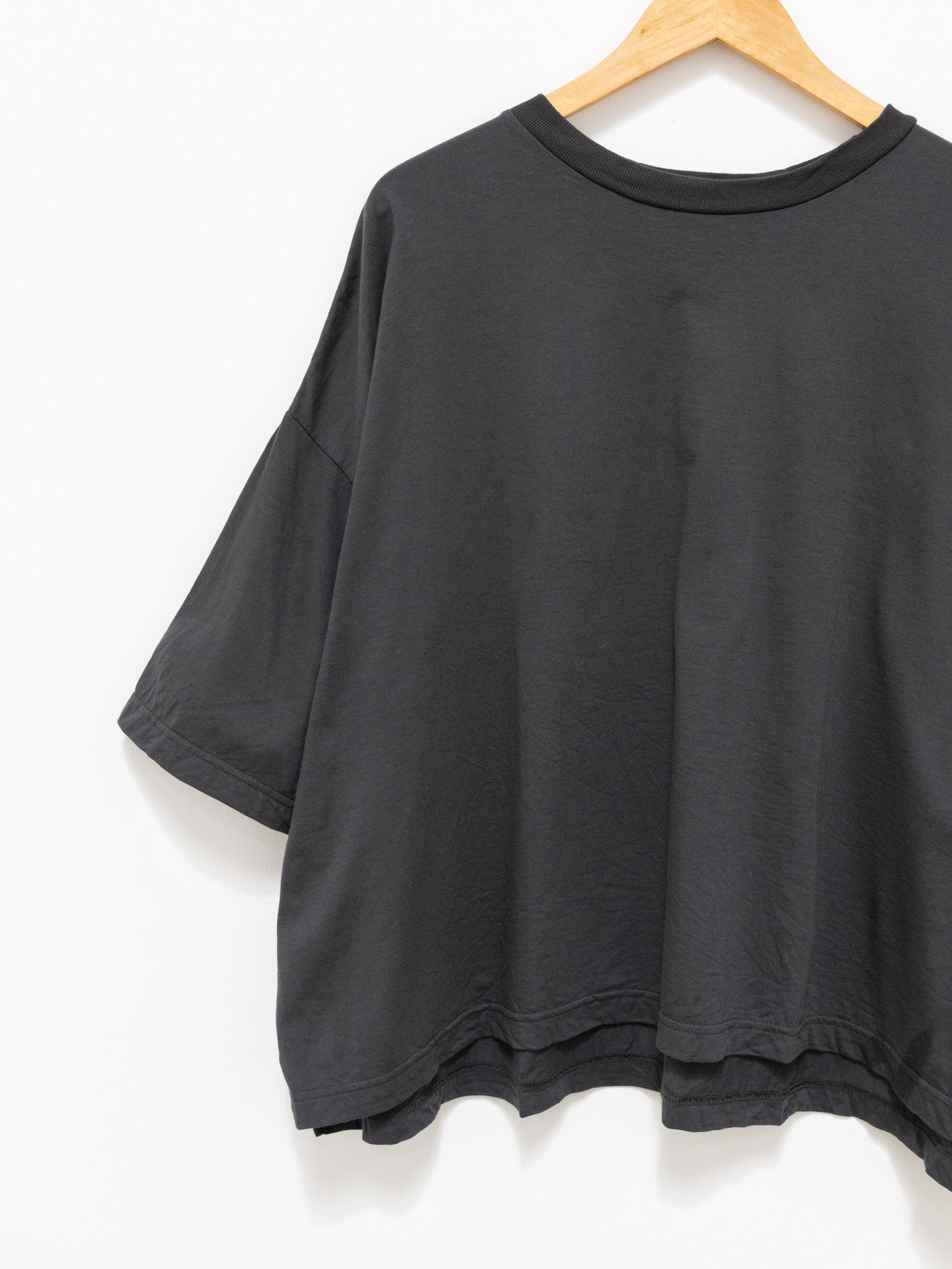 Namu Shop - ICHI Relaxed S/S Pullover - Charcoal Gray