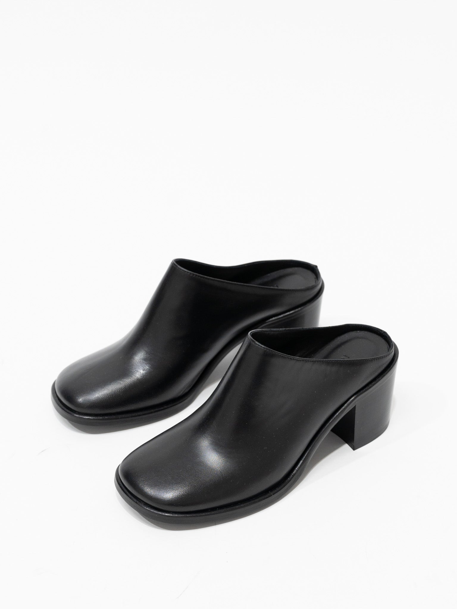 Namu Shop - Studio Nicholson Tate Heeled Mule - Black Leather