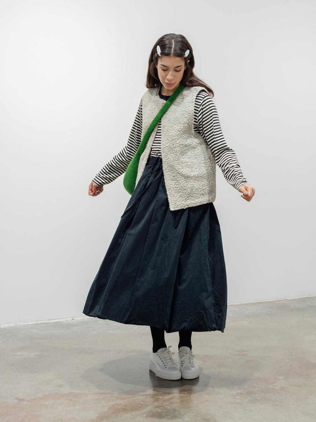 Namu Shop - Veritecoeur Reversible Boa Vest - Gray/Olive