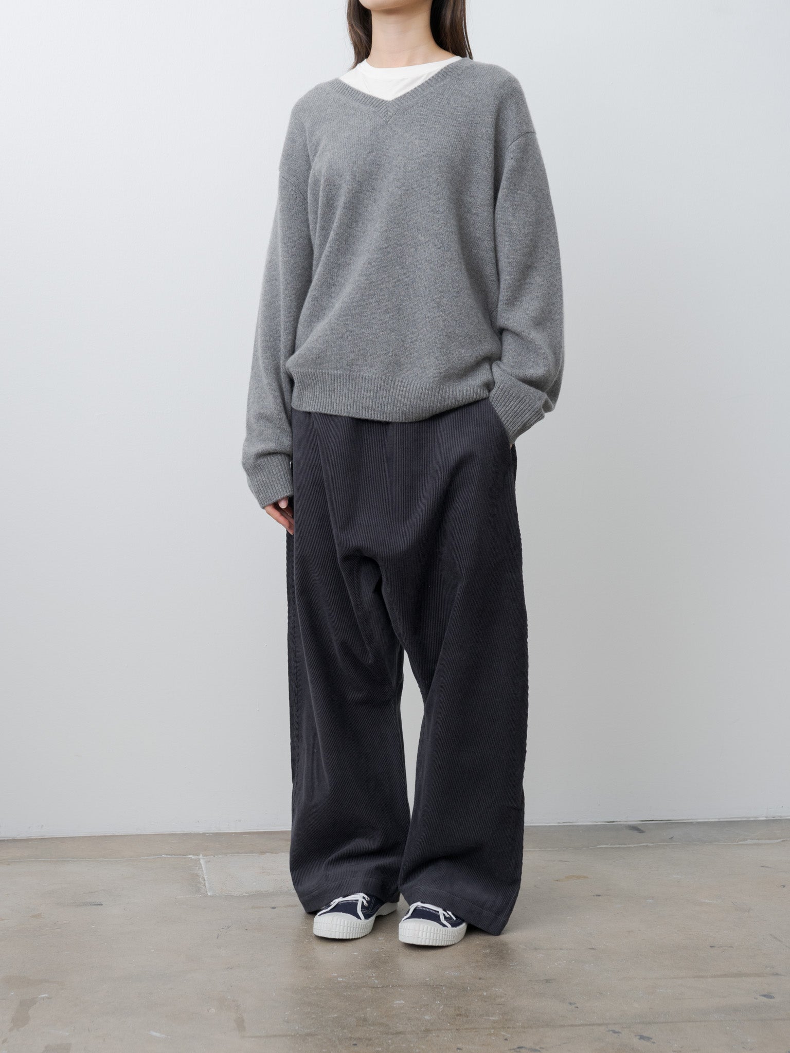 Namu Shop - Sofie D'Hoore Mann 3-Ply Cashmere Sweater - Mid Grey Melange