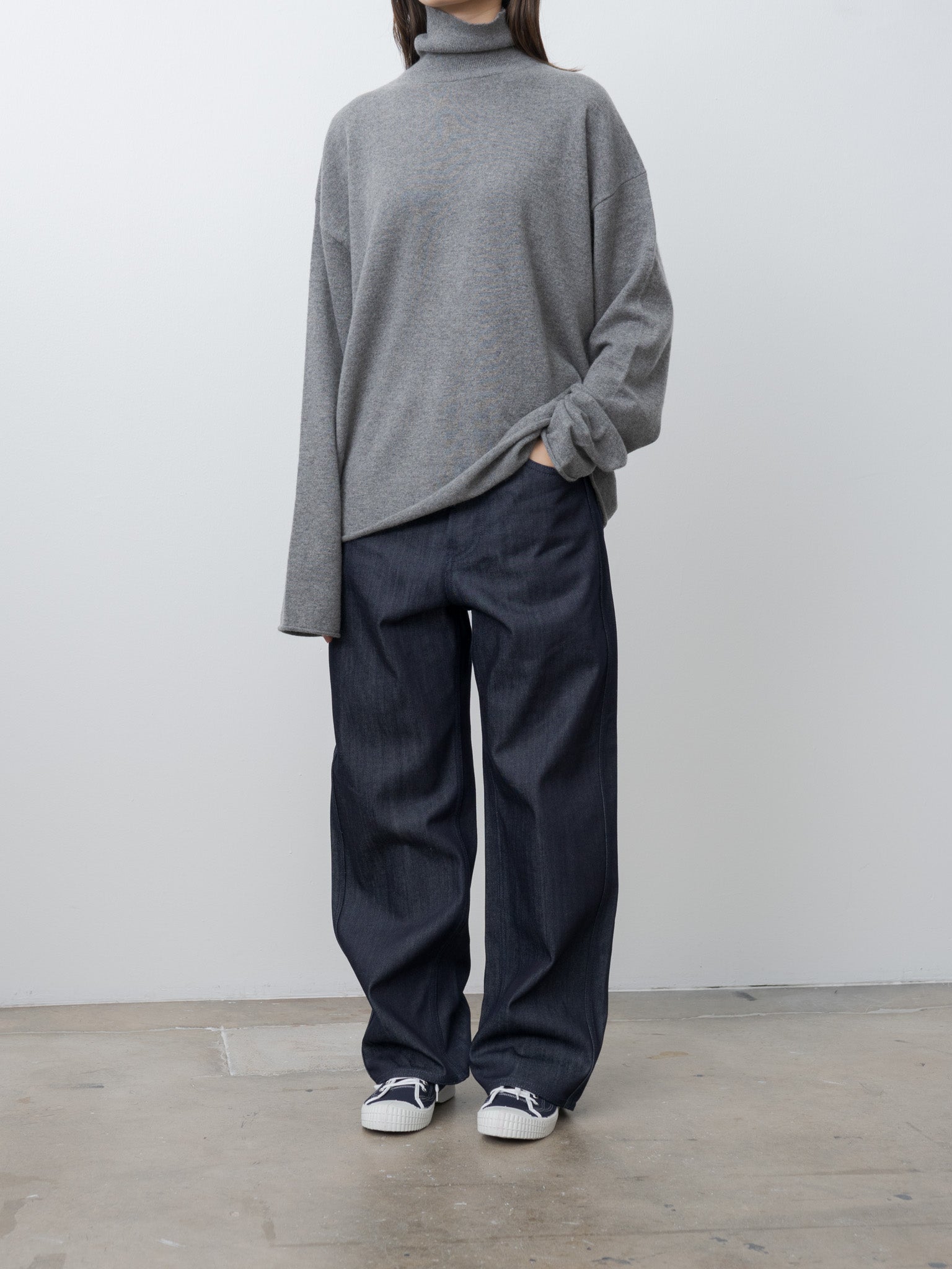 Namu Shop - Sofie D'Hoore Marchi 1-Ply Cashmere Sweater - Mid Grey Melange