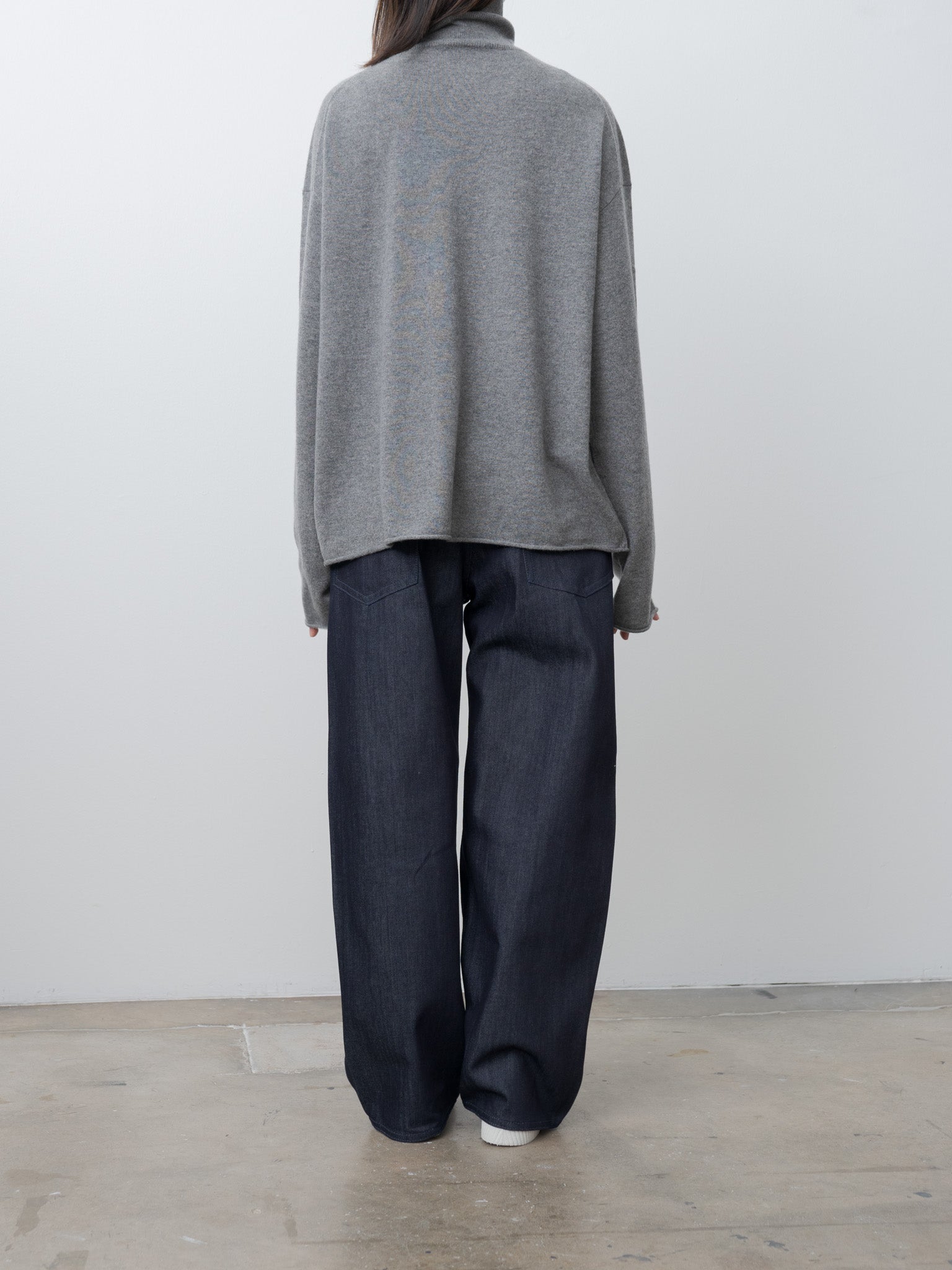 Namu Shop - Sofie D'Hoore Marchi 1-Ply Cashmere Sweater - Mid Grey Melange