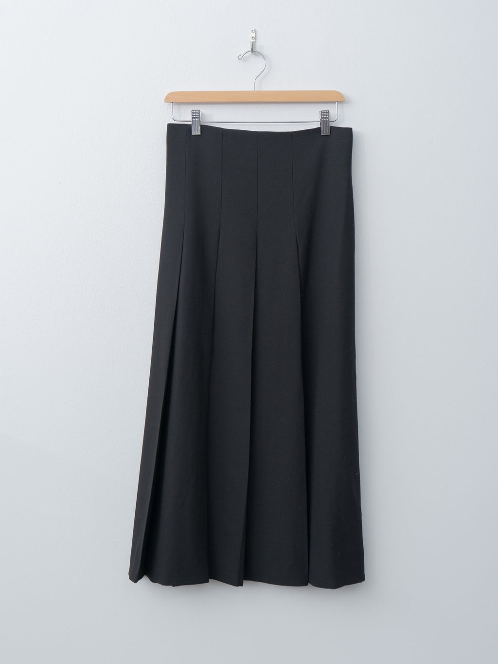 Namu Shop - Studio Nicholson FUSE Pleated Skirt - Black