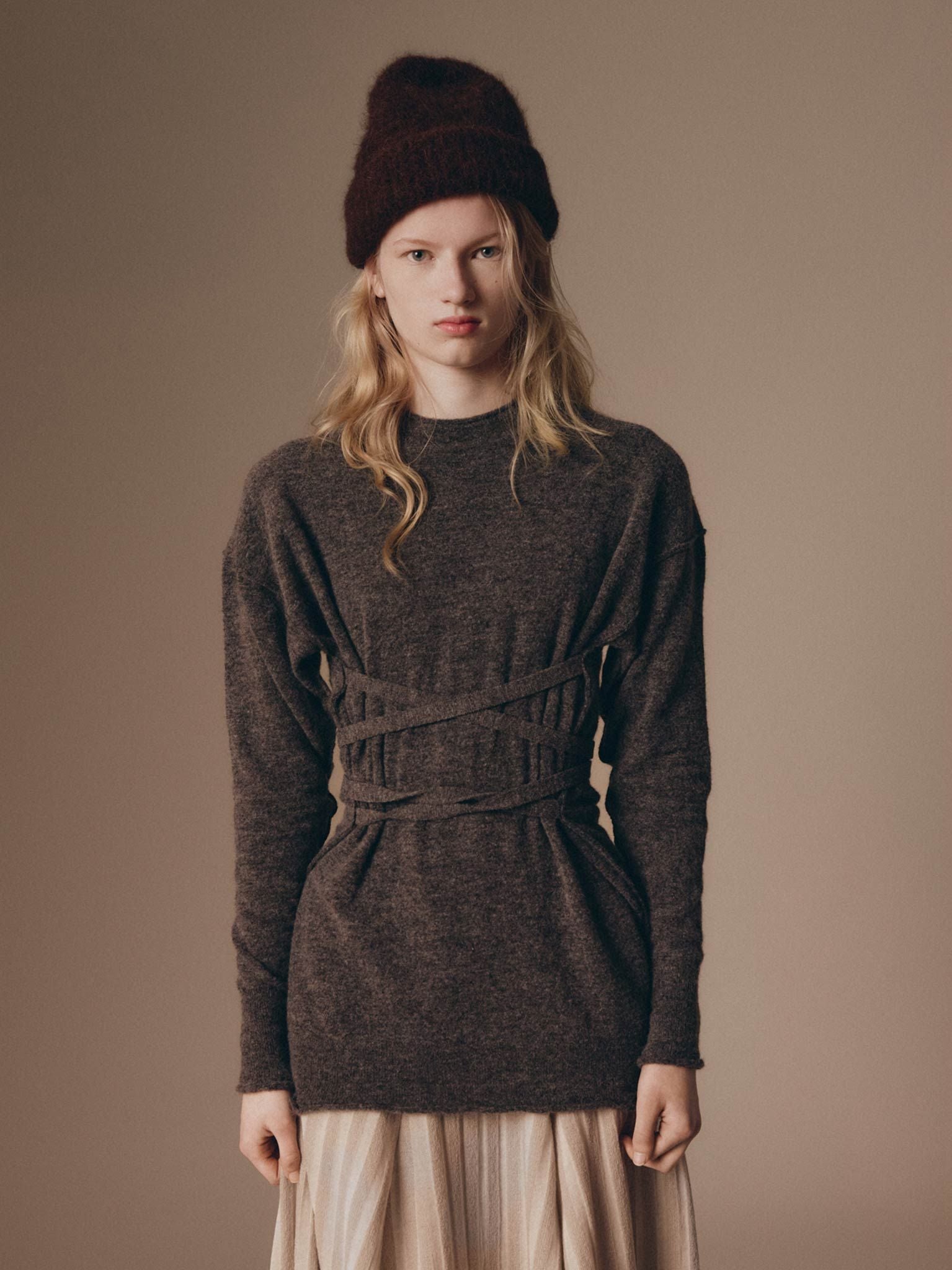 Namu Shop - Rus KARAMU Sweater - Graphite