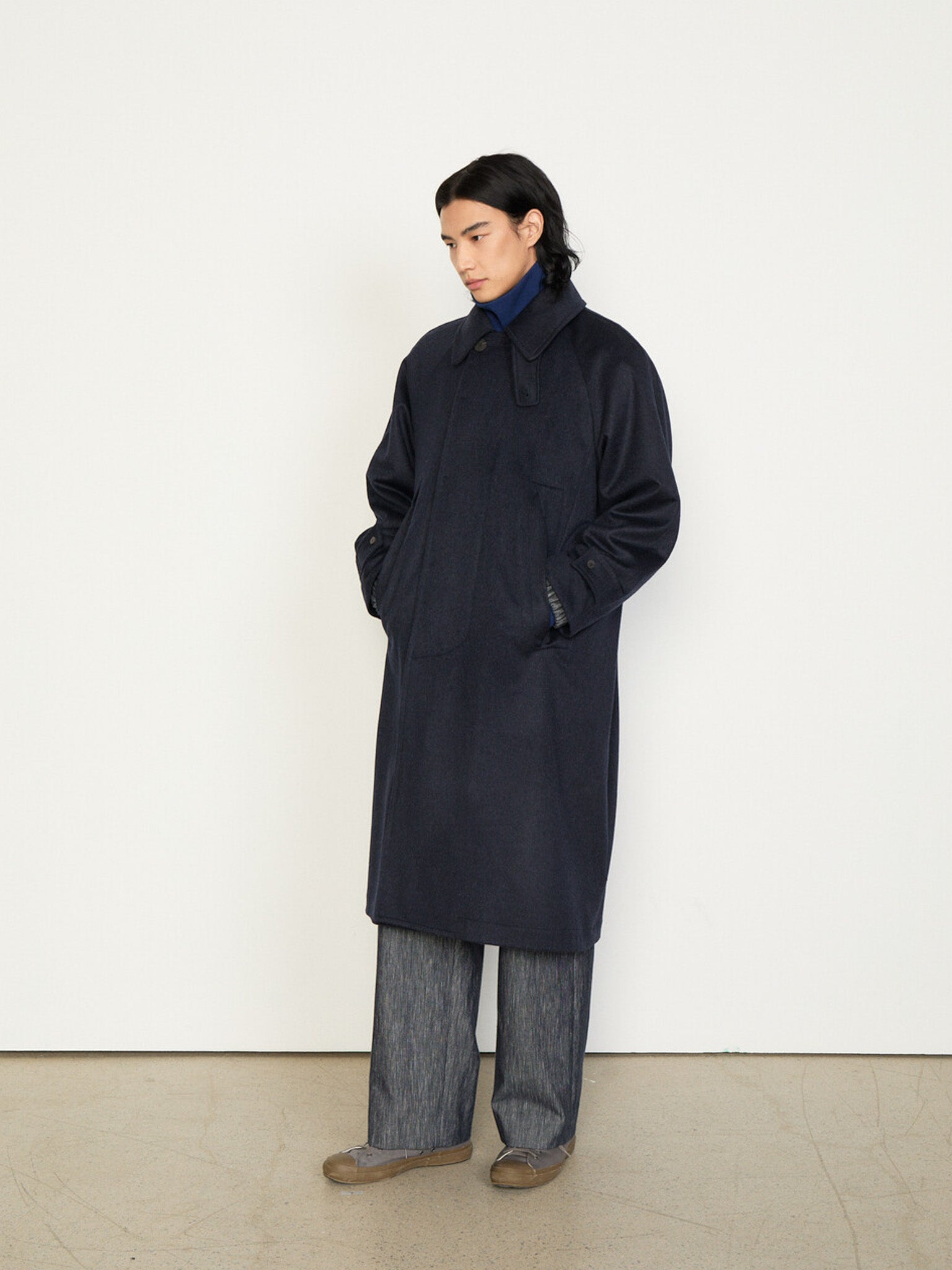 Austria Himalaya Loden Inverted Pleats Balmacaan Coat - Navy