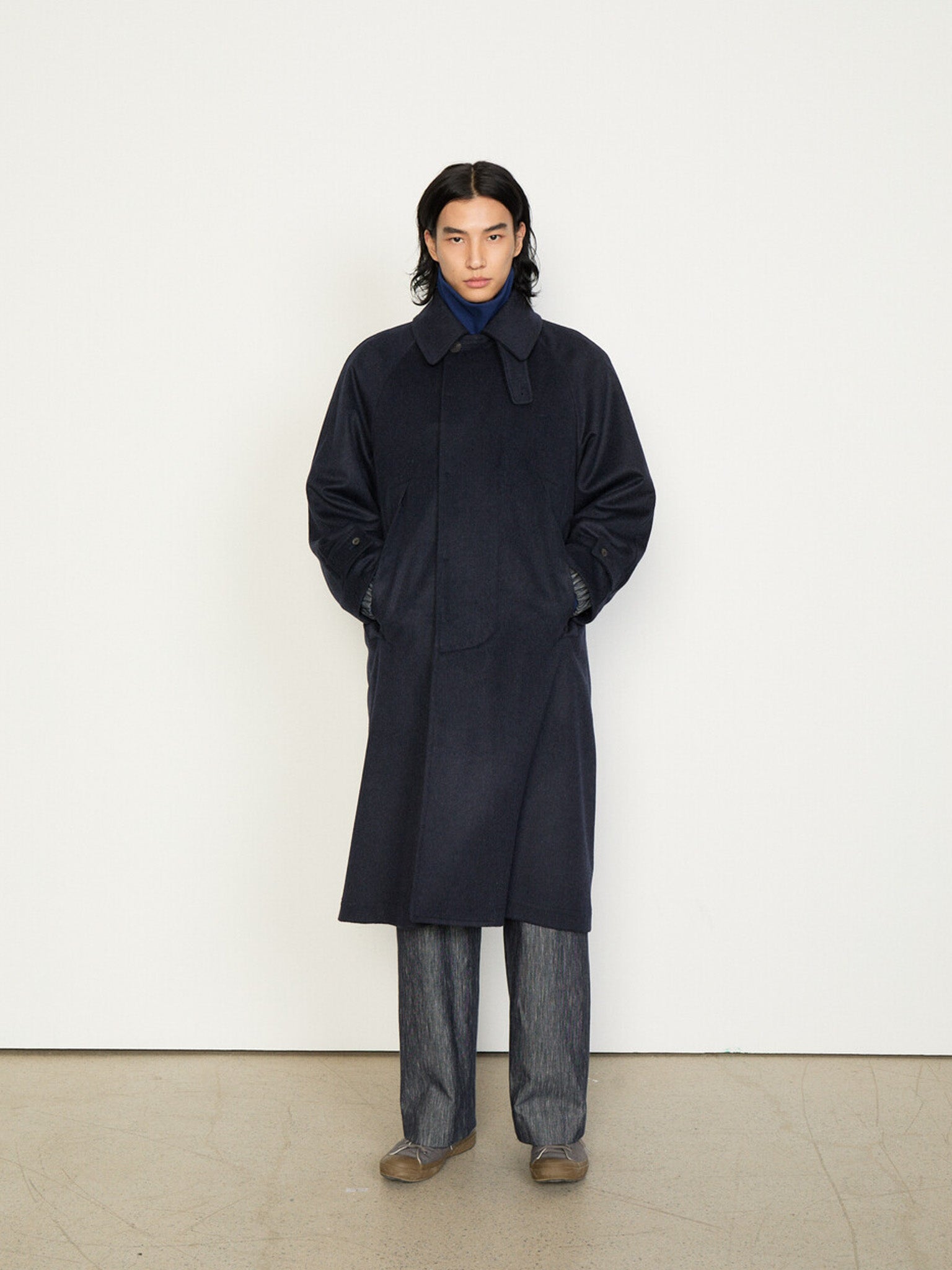 Austria Himalaya Loden Inverted Pleats Balmacaan Coat - Navy
