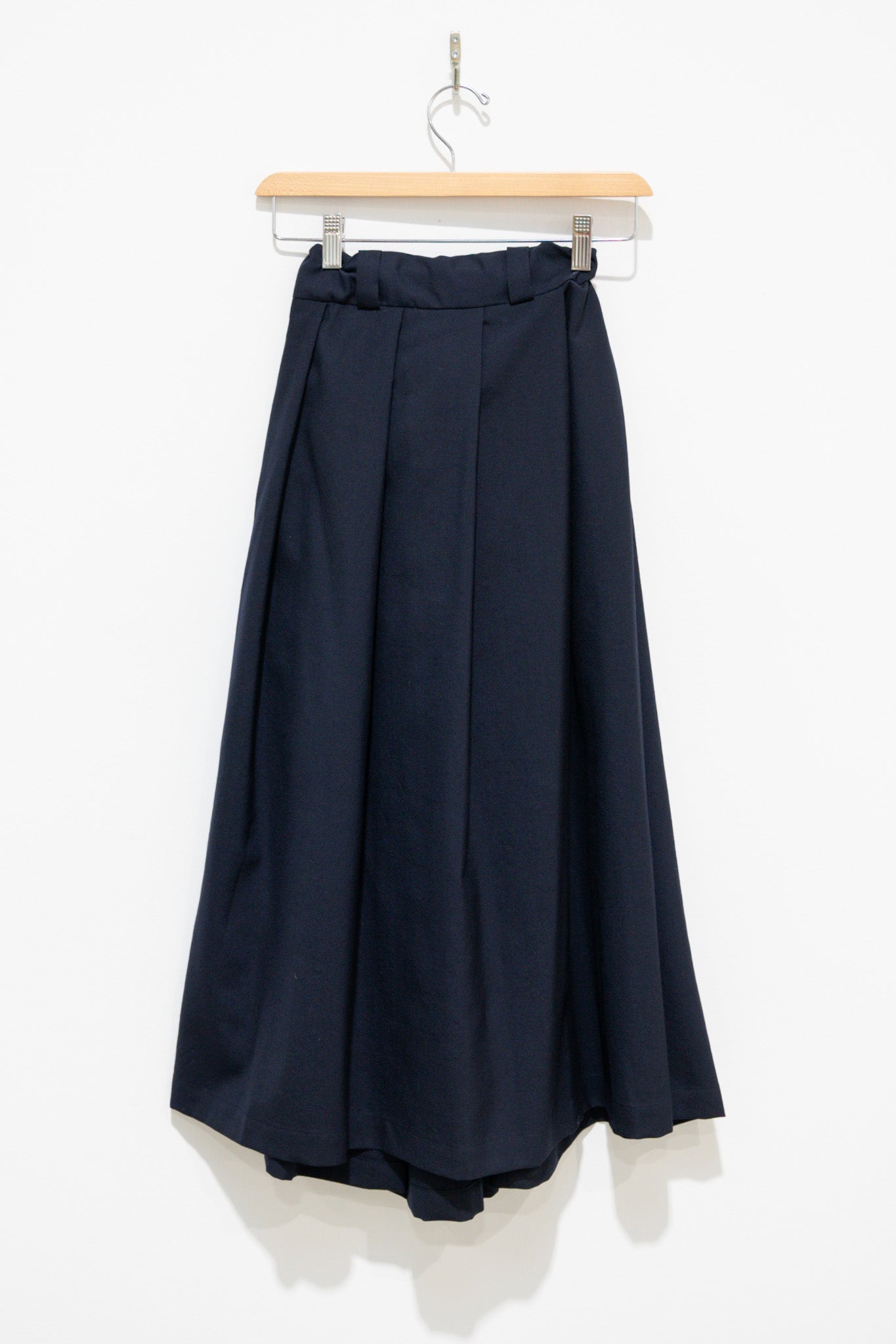 Navy blue full pleated skirt deals
