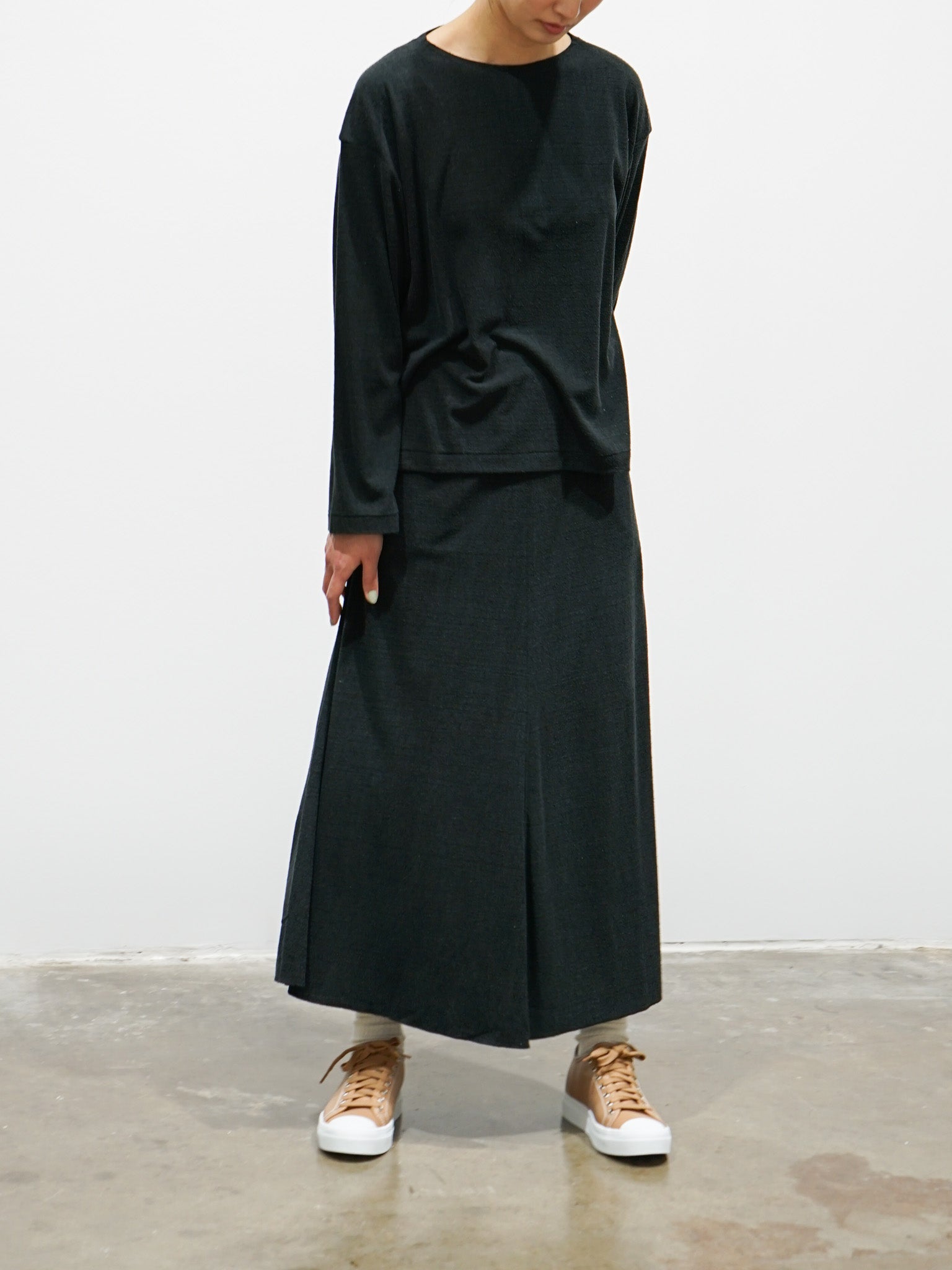Namu Shop - Unfil Raw Silk Plain Jersey Flared Skirt - Black
