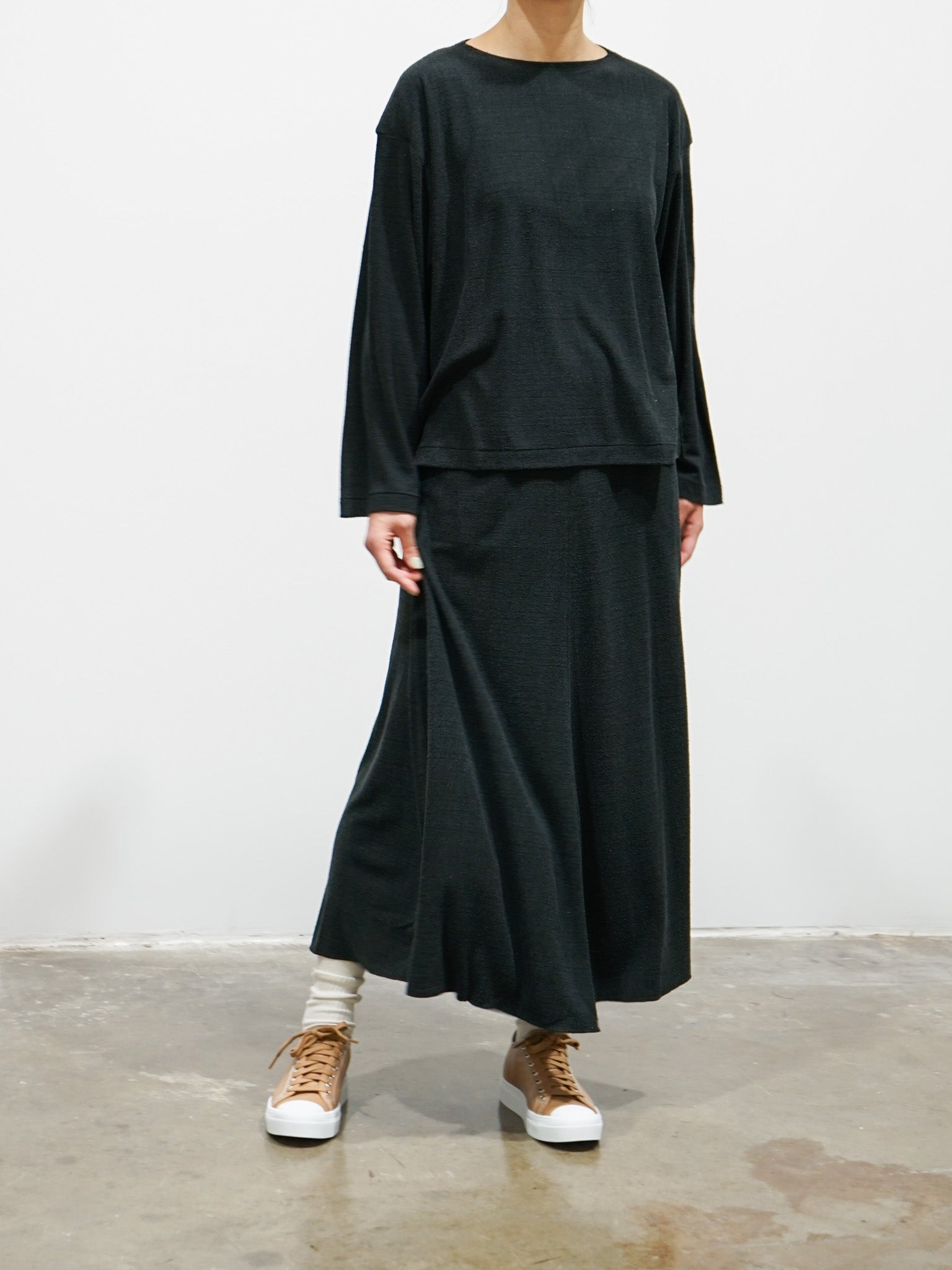 Namu Shop - Unfil Raw Silk Plain Jersey Flared Skirt - Black