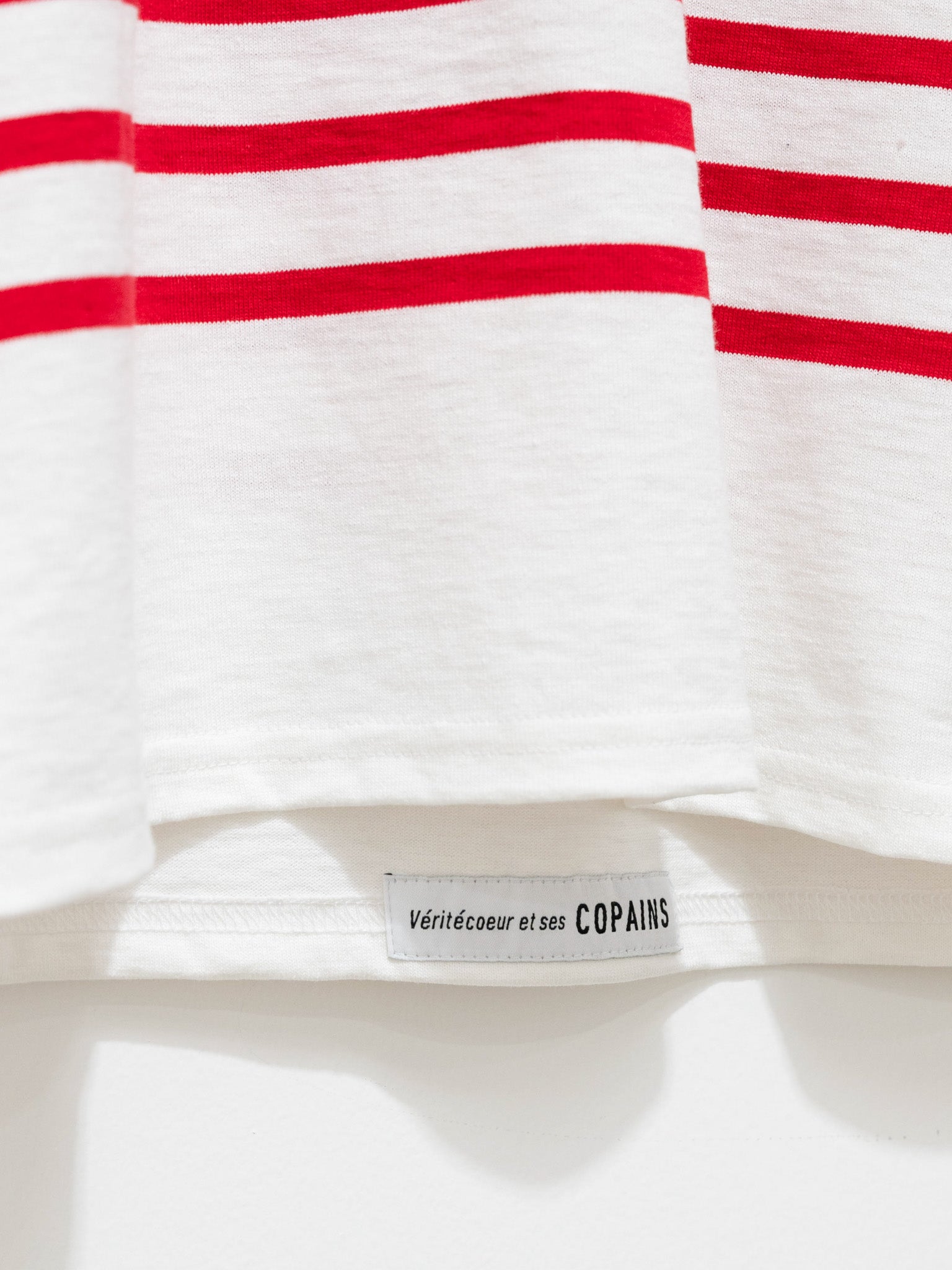 Namu Shop - Veritecoeur Le Minor Border Longsleeve Tee - Red x White