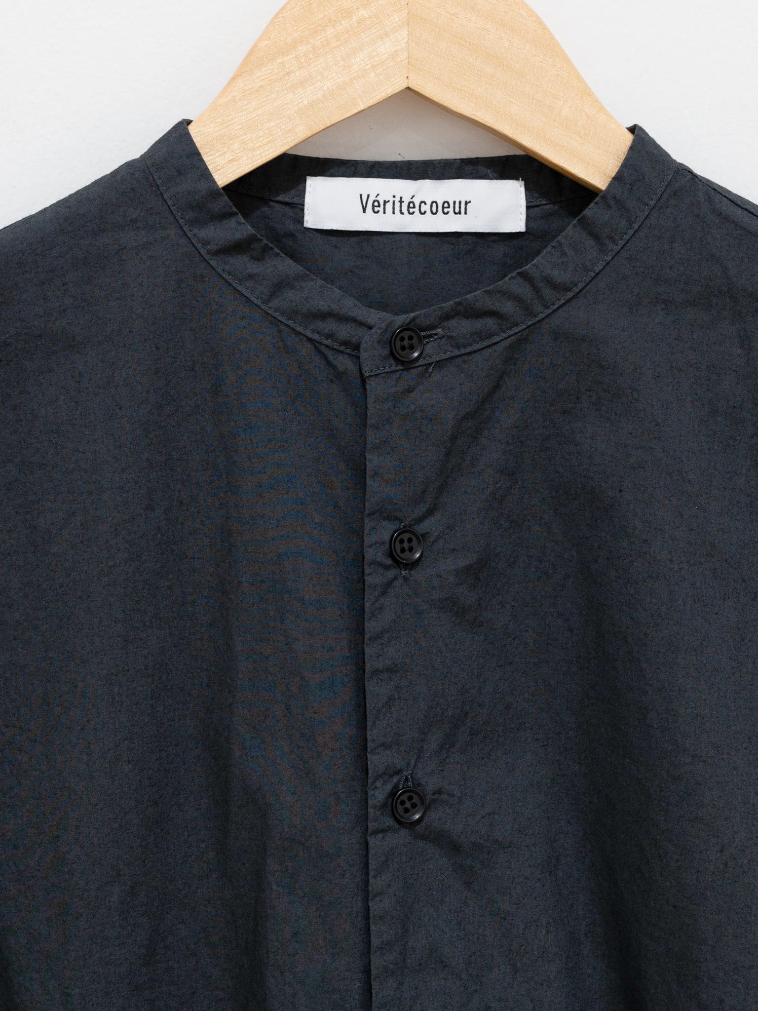 Namu Shop - Veritecoeur Band Collar Gather Back Shirt - Sumikuro
