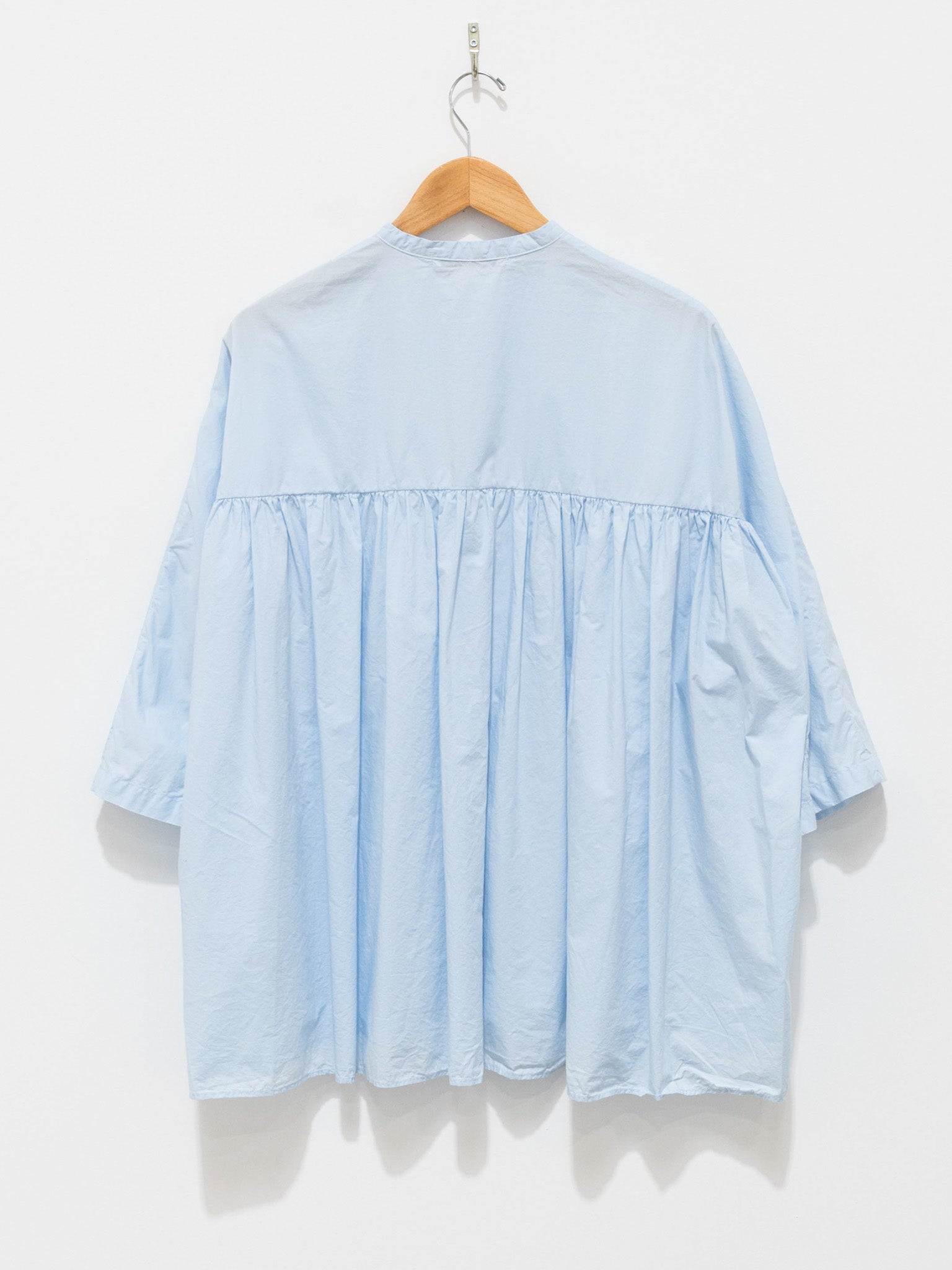 Namu Shop - Veritecoeur Band Collar Gather Back Shirt - Blue