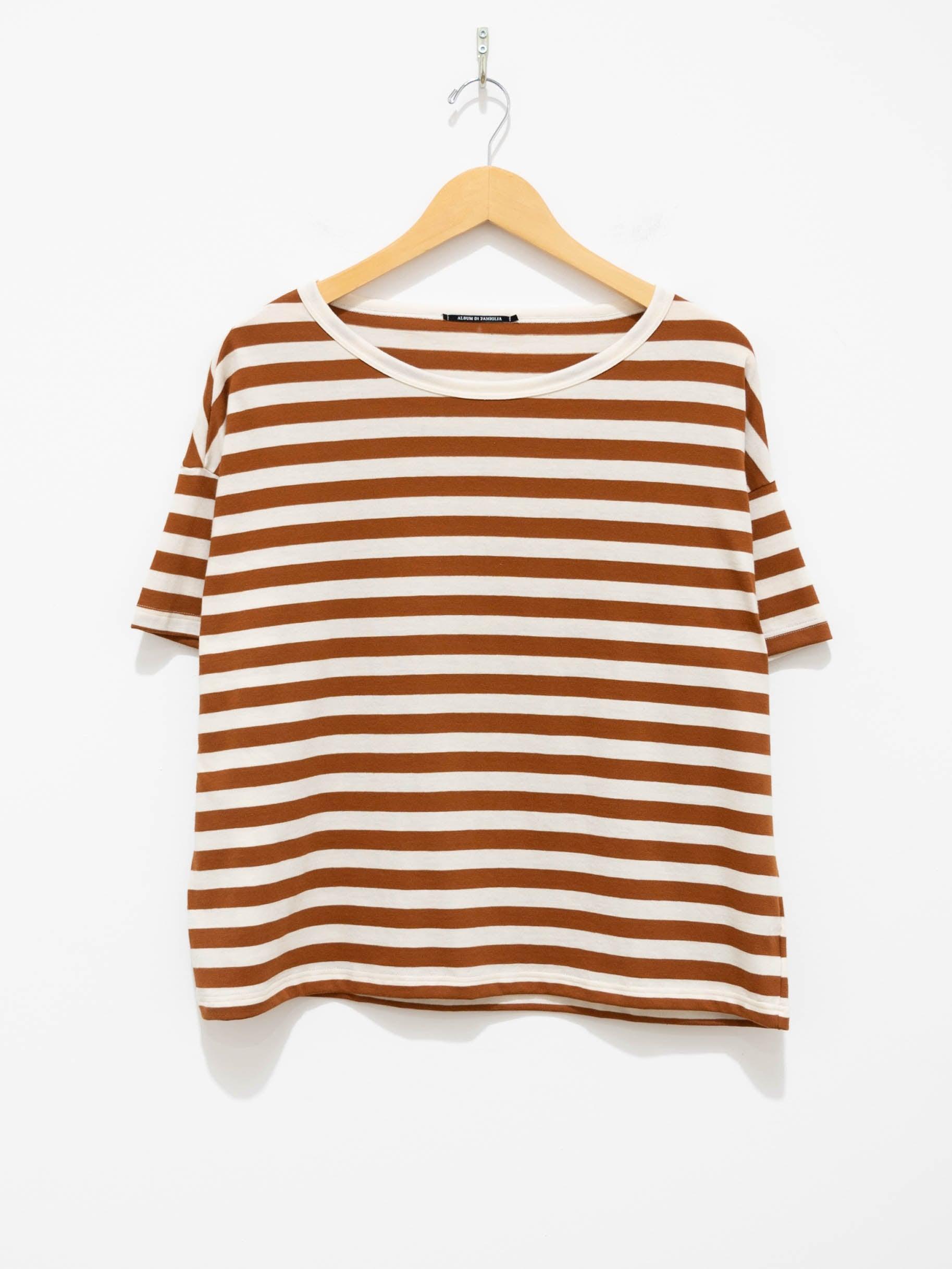 Namu Shop - Album di Famiglia T-Shirt Riga - Dune