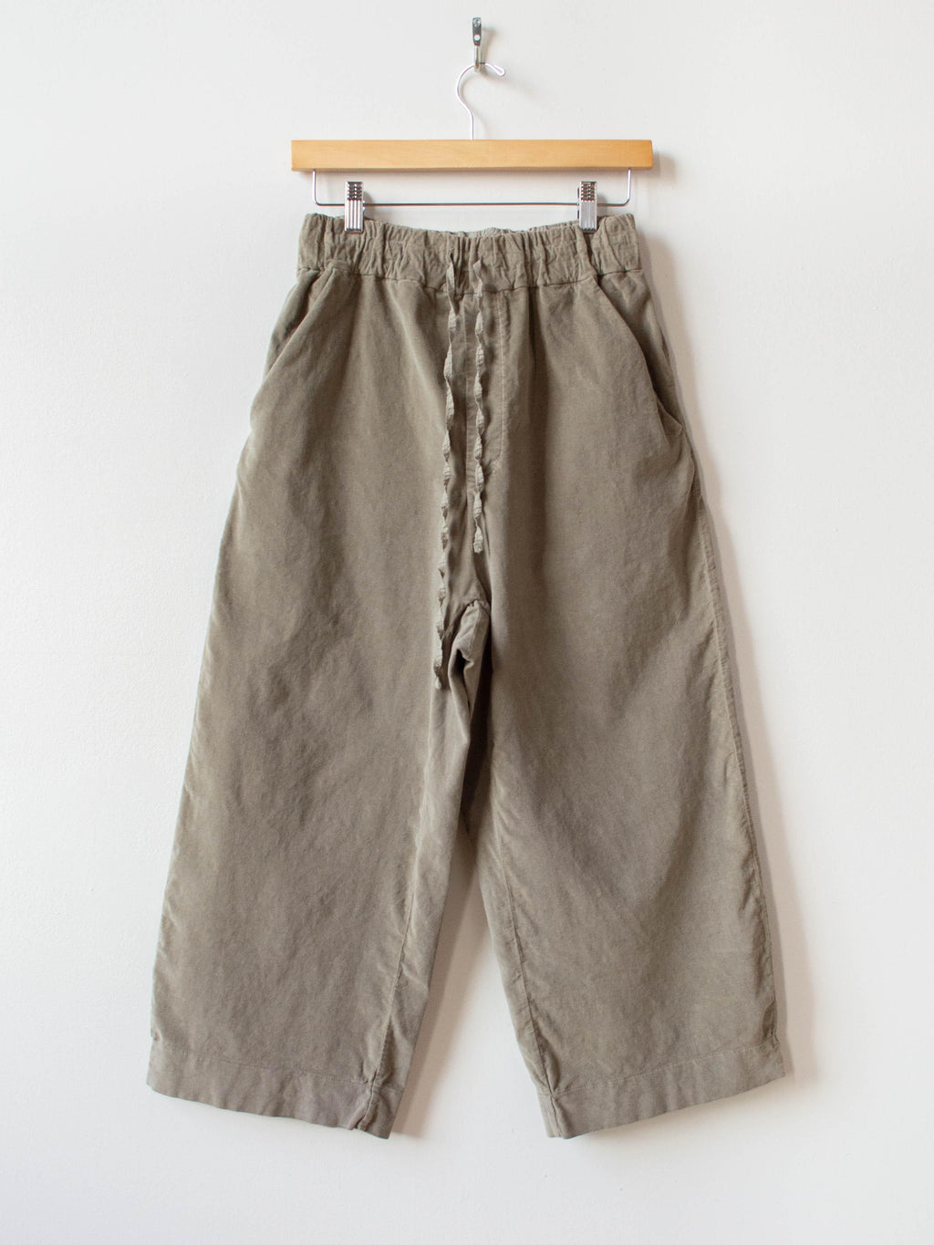 Namu Shop - Album di Famiglia Velvet W&S Trousers - Marron Glace