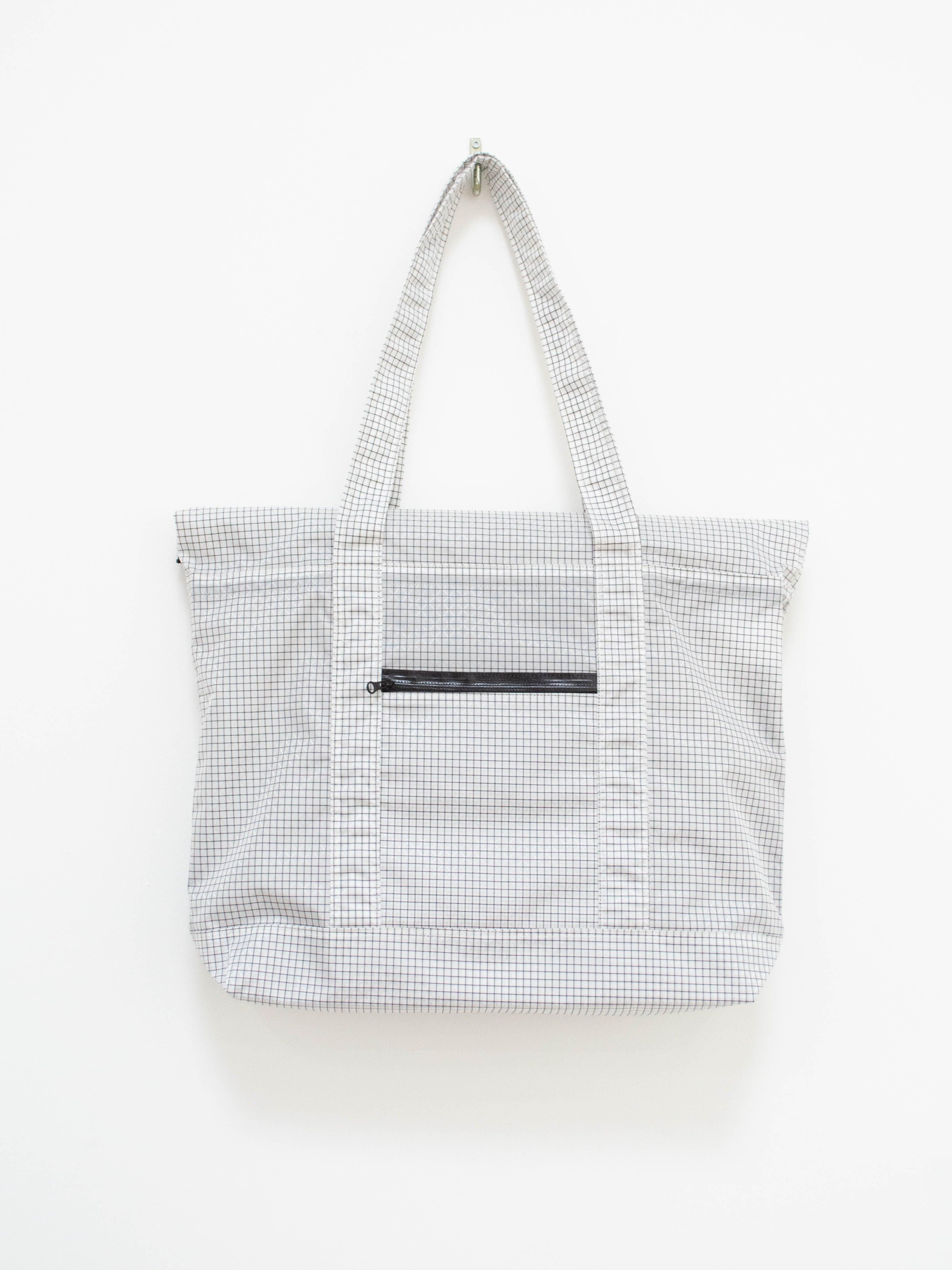 Namu Shop - CAYL Grid Tote - B-Grid White