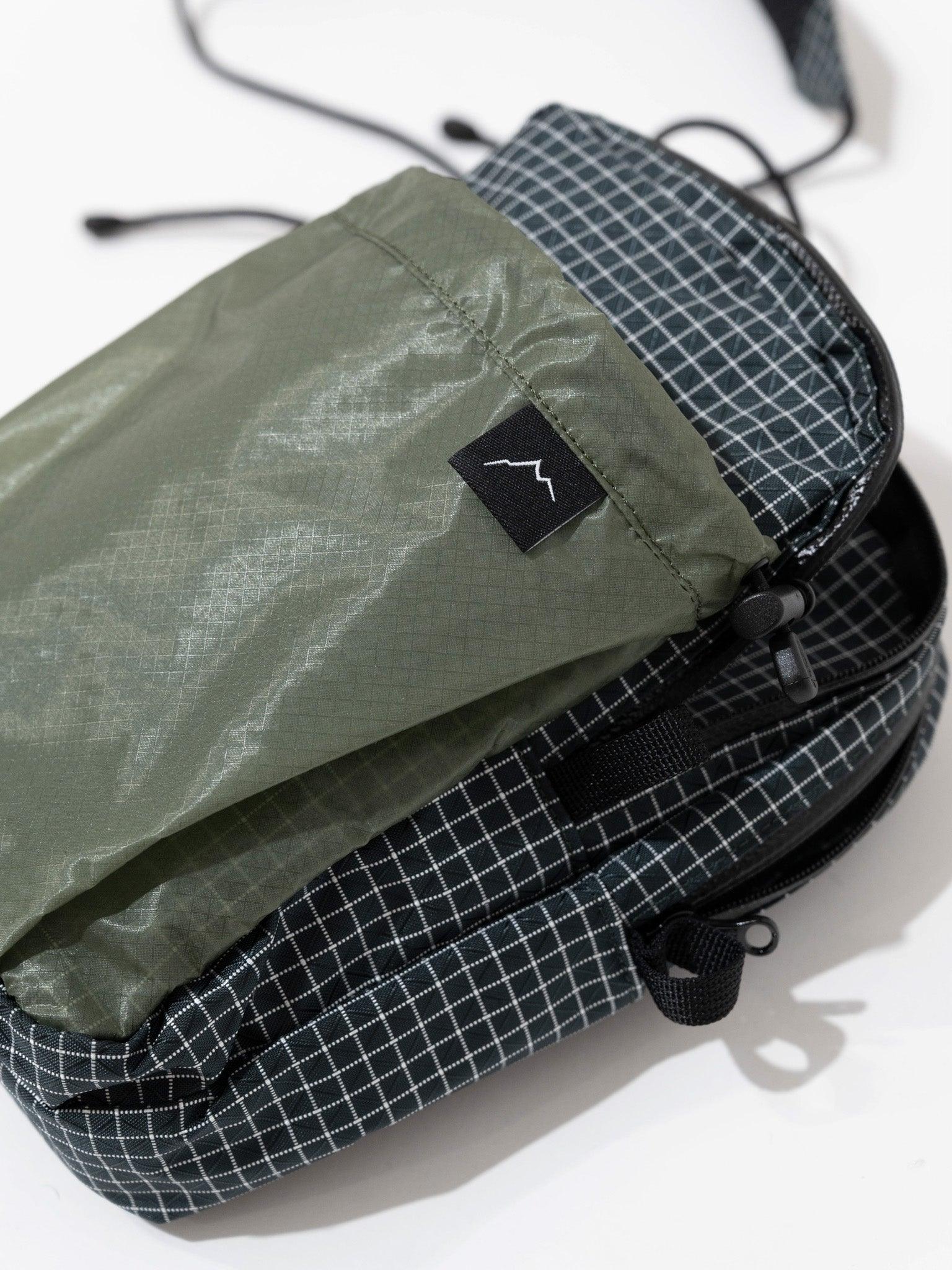 Namu Shop - CAYL Seorak 6 Grid - Dark Green