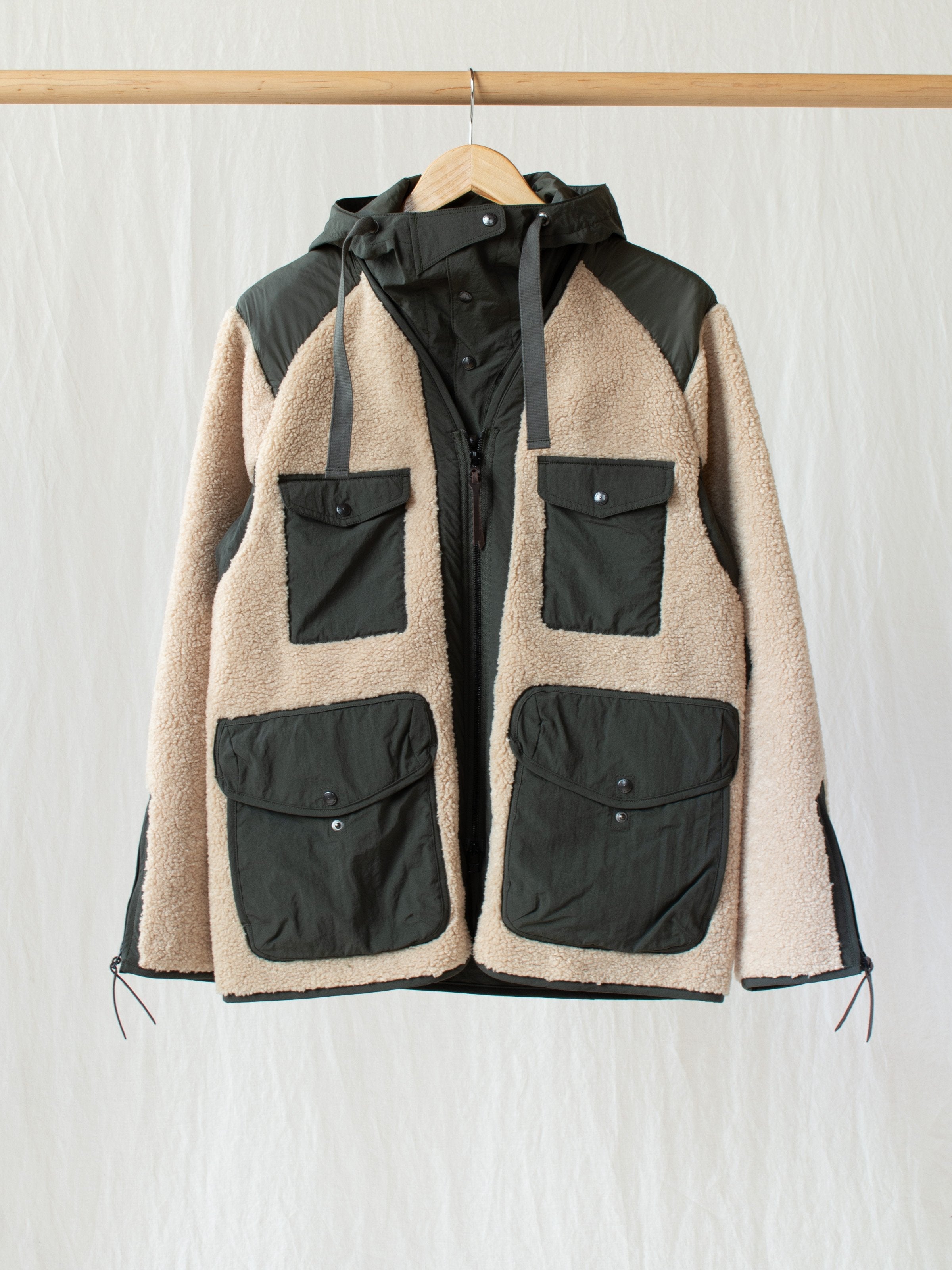 Namu Shop - Eastlogue Traveler Jacket - Beige & Olive