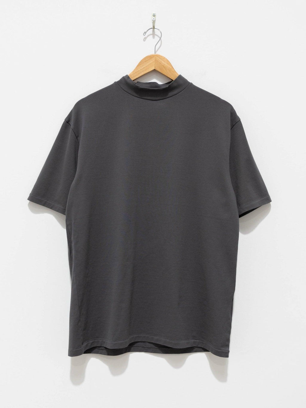 Namu Shop - Hatski Mock Neck Tee - Magnet