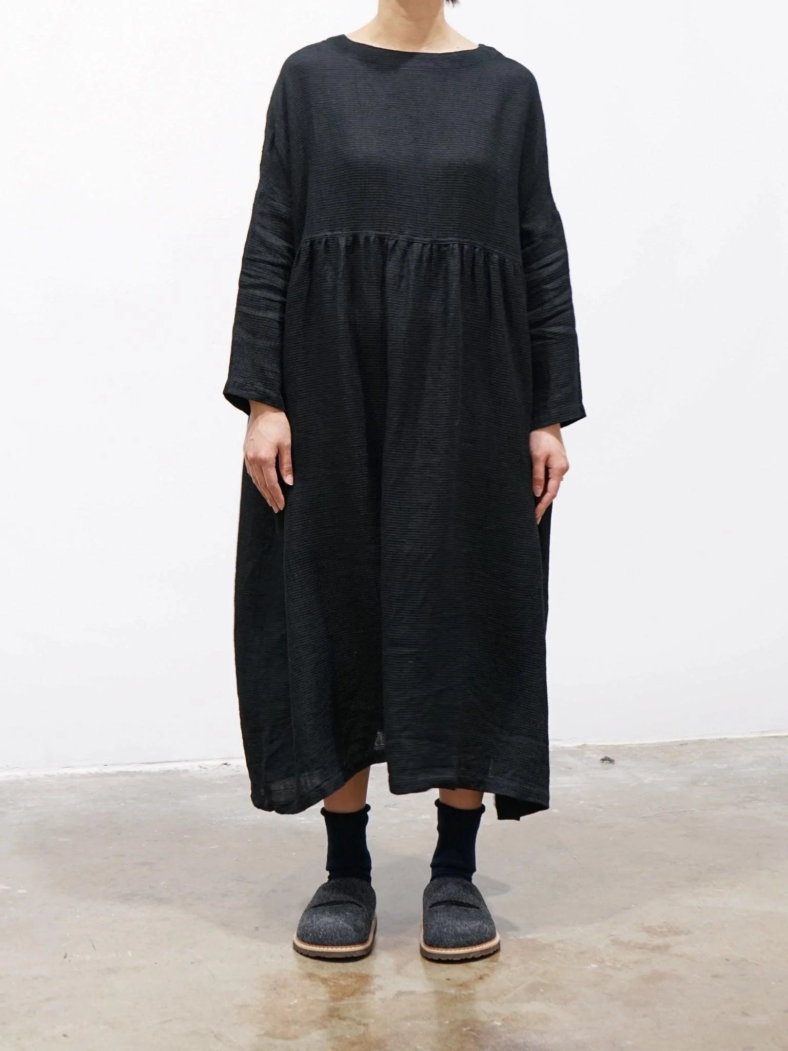 Namu Shop - Ichi Antiquites Linen Waffle Dress - Black Namu Shop - Ichi Antiquites Linen Waffle Dress - Black