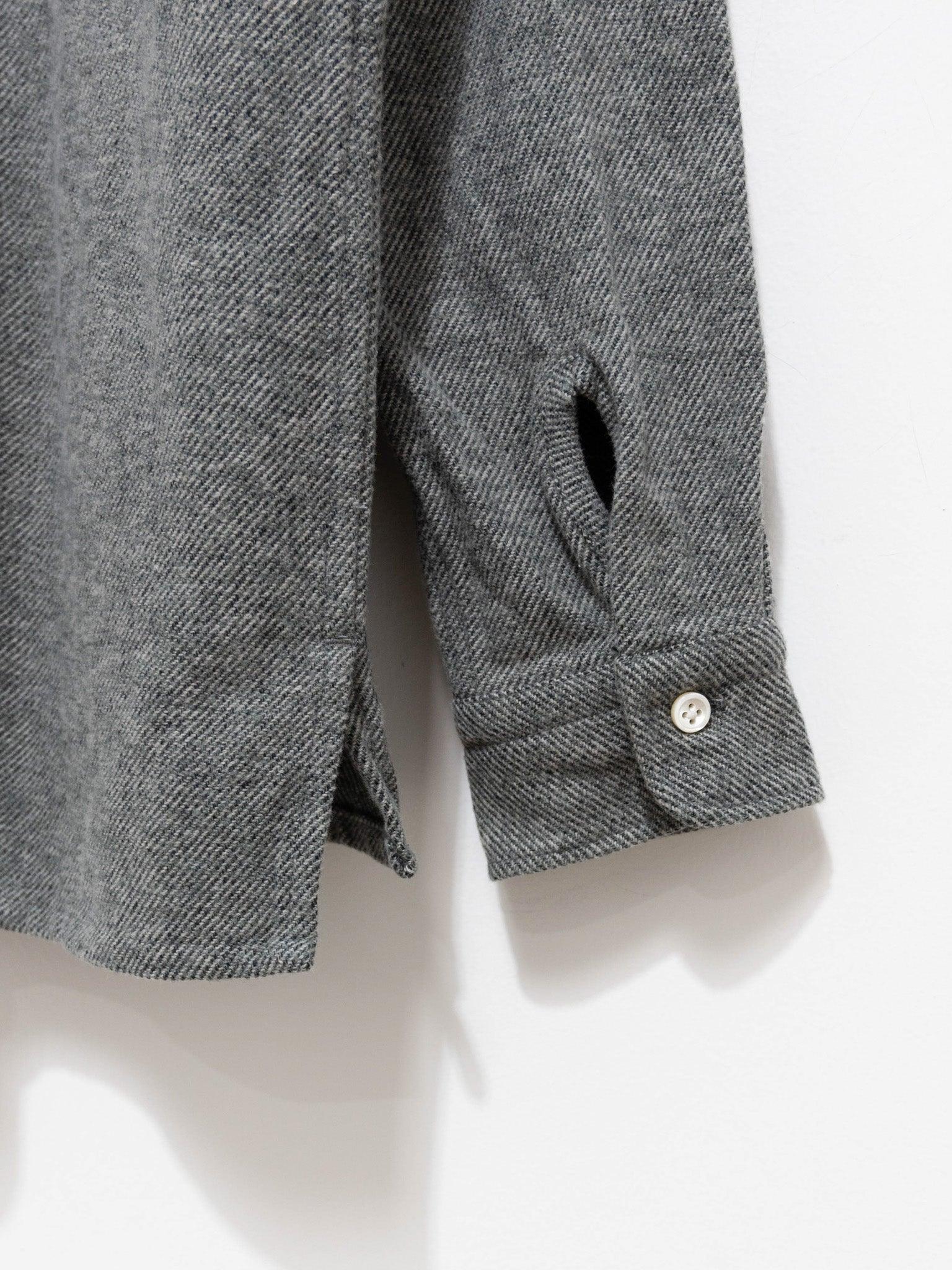 https://www.namu-shop.com/cdn/shop/products/namu-shop-ts-s-mixed-color-cotton-round-flap-pocket-baggy-shirt-gray-9.jpg?v=1670935984