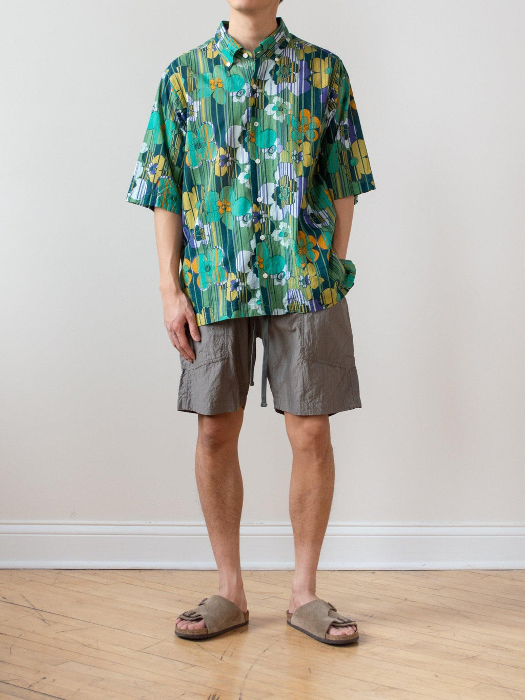 Namu Shop - ts(s) Retro Flower Print S/S BD Shirt - Green
