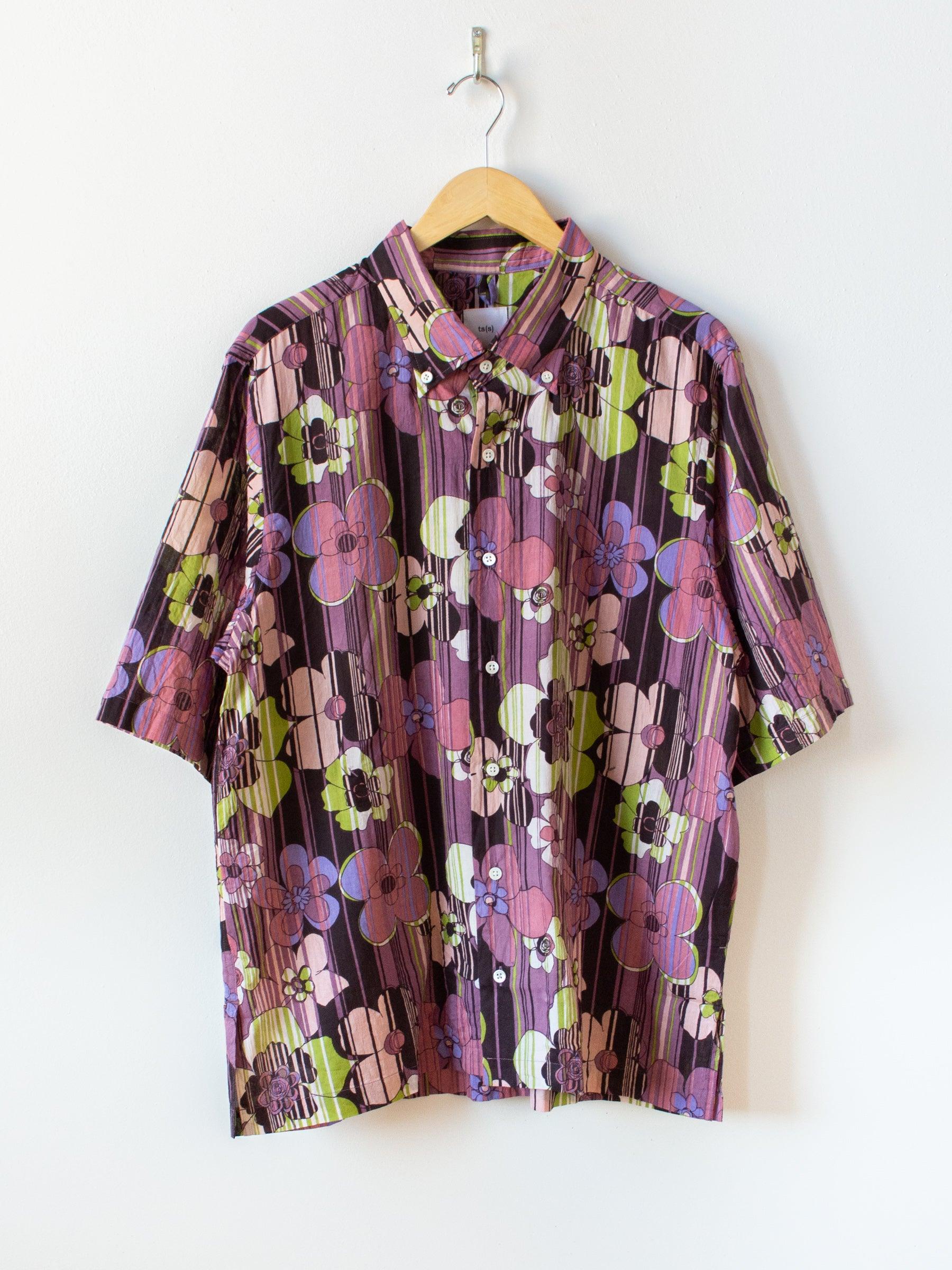 Namu Shop - ts(s) Retro Flower Print S/S BD Shirt - Wine