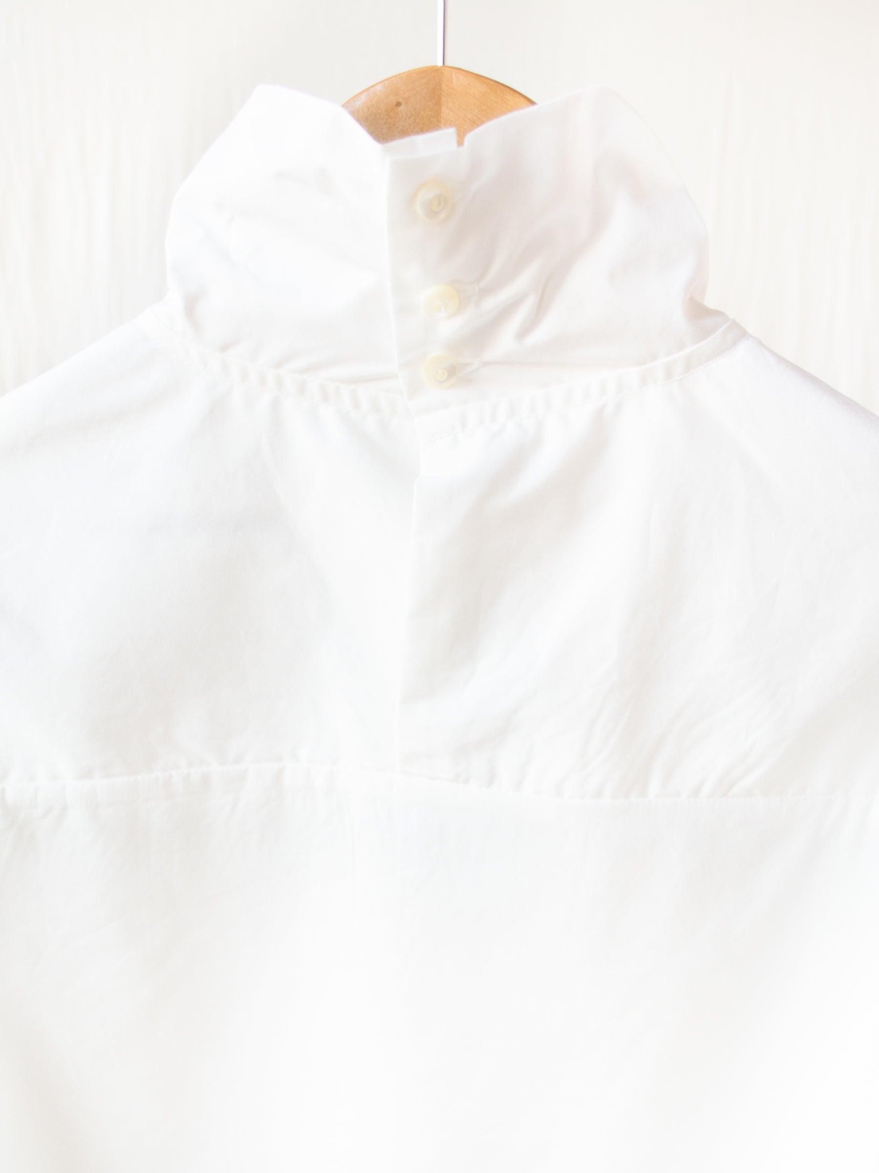 Namu Shop - Veritecoeur Lightweight High Neck Blouse