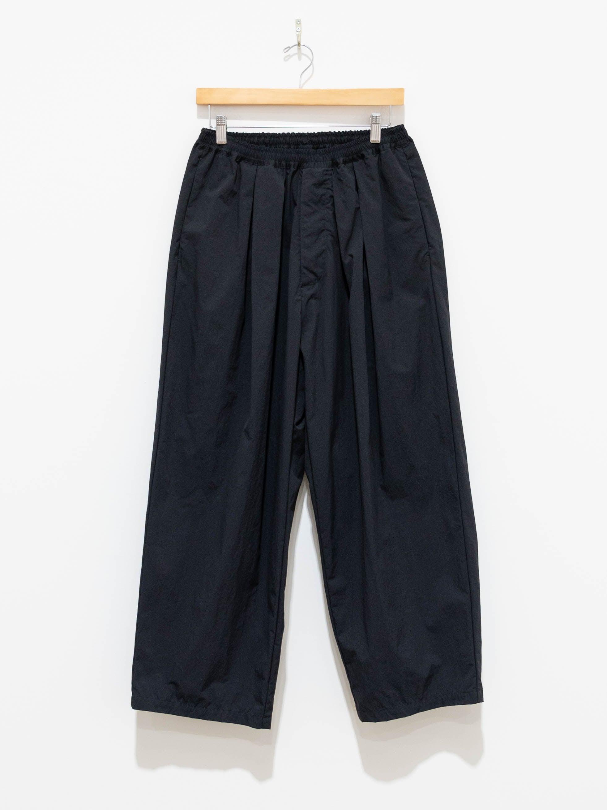 Namu Shop - Veritecoeur Recycled Nylon Tucked Pants - Black