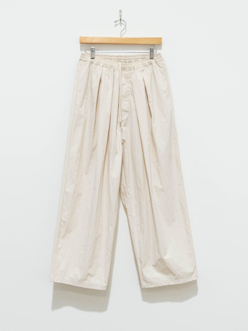 Namu Shop - Veritecoeur Recycled Nylon Tucked Pants - Cream