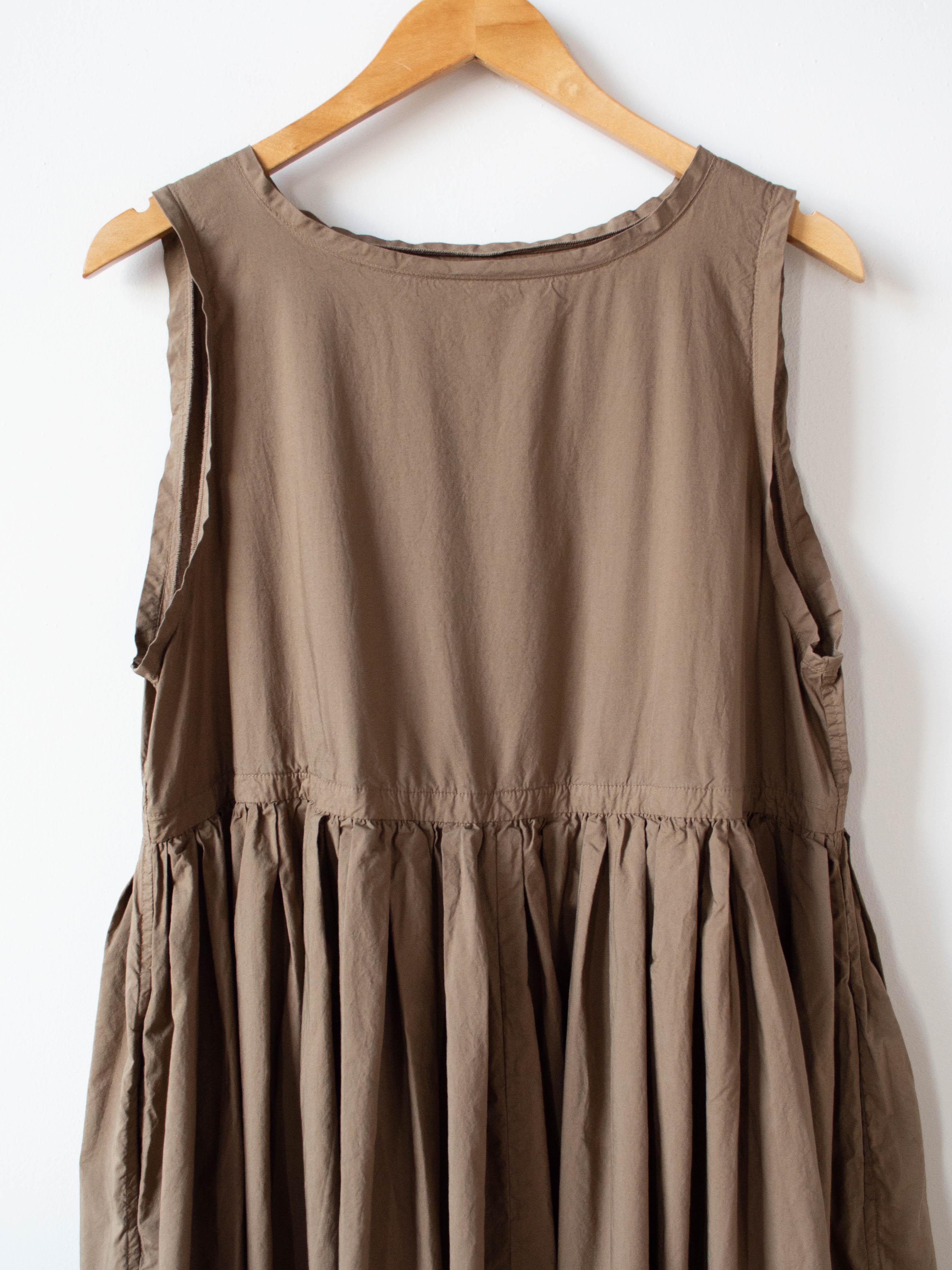 Namu Shop - Veritecoeur Sleeveless Gather Dress - Walnut