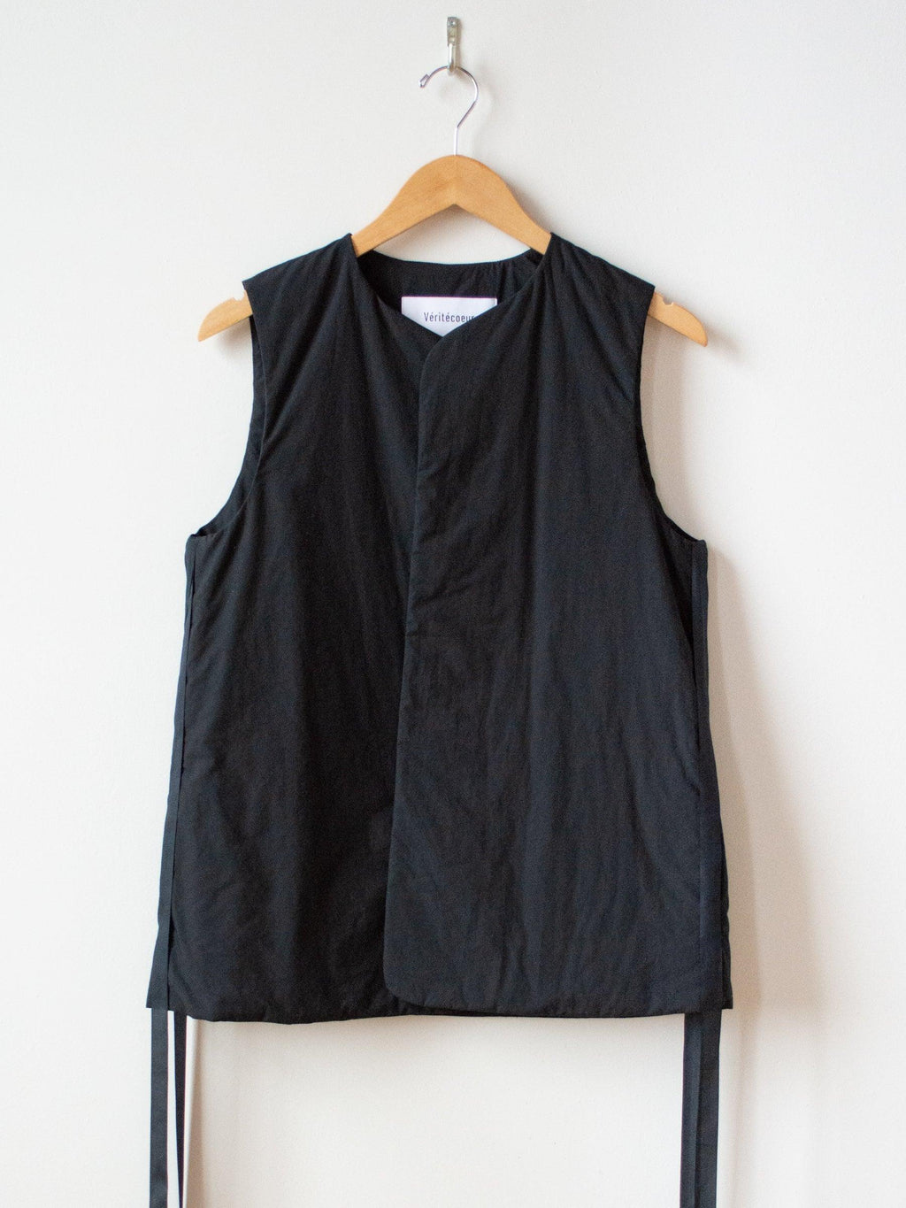 Namu Shop - Veritecoeur Typewriter Cotton Padded Vest - Black